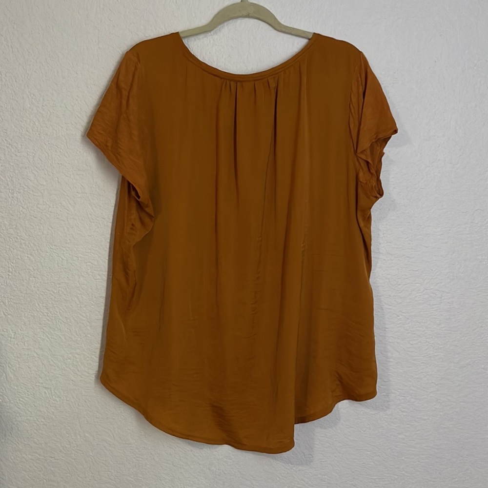 Short sleeve Tee - Picture 2 of 2